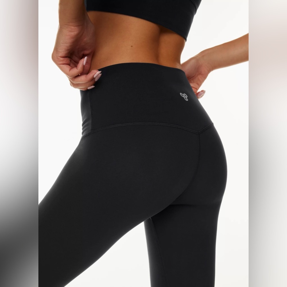 Aritzia tna BUTTER leggings black size small